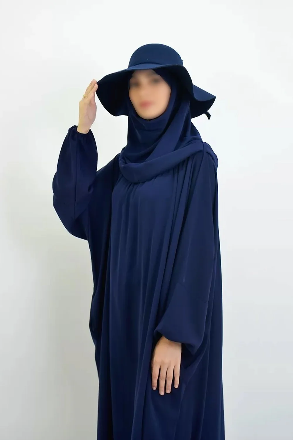 Abaya Jilbab Ajman avec Écharpe – Élégance & Confort | Moultazimoun - Image 4