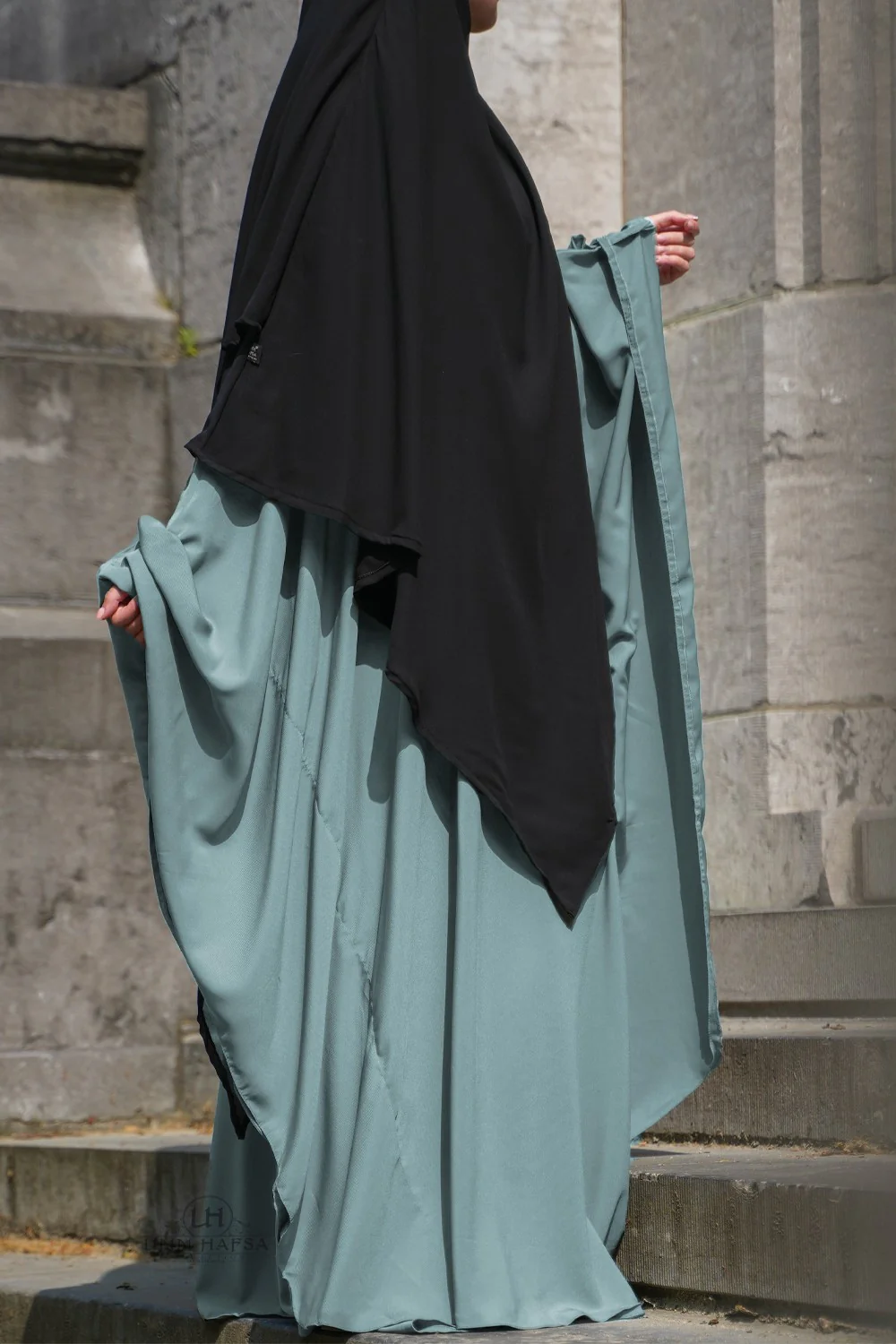 Big Abaya Umm Hafsa - Image 4