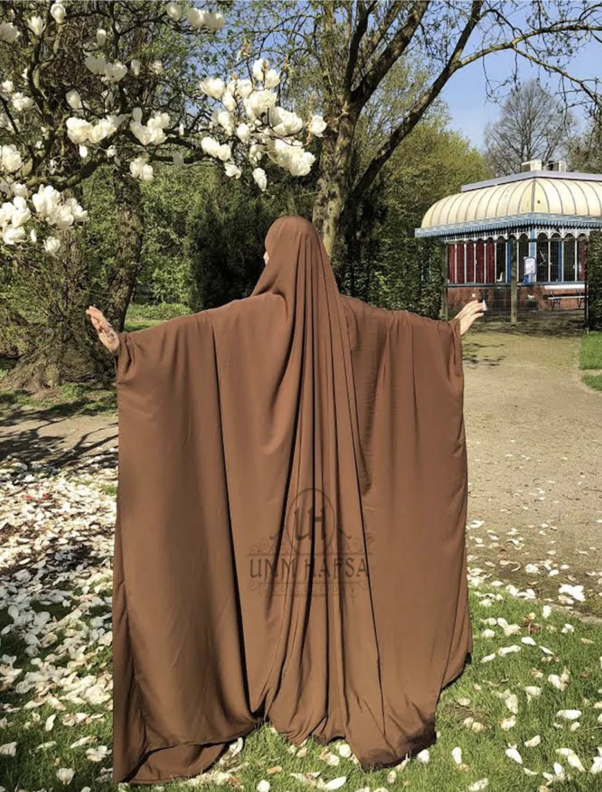 Big jilbab Saoudien Umm Hafsa - Image 31