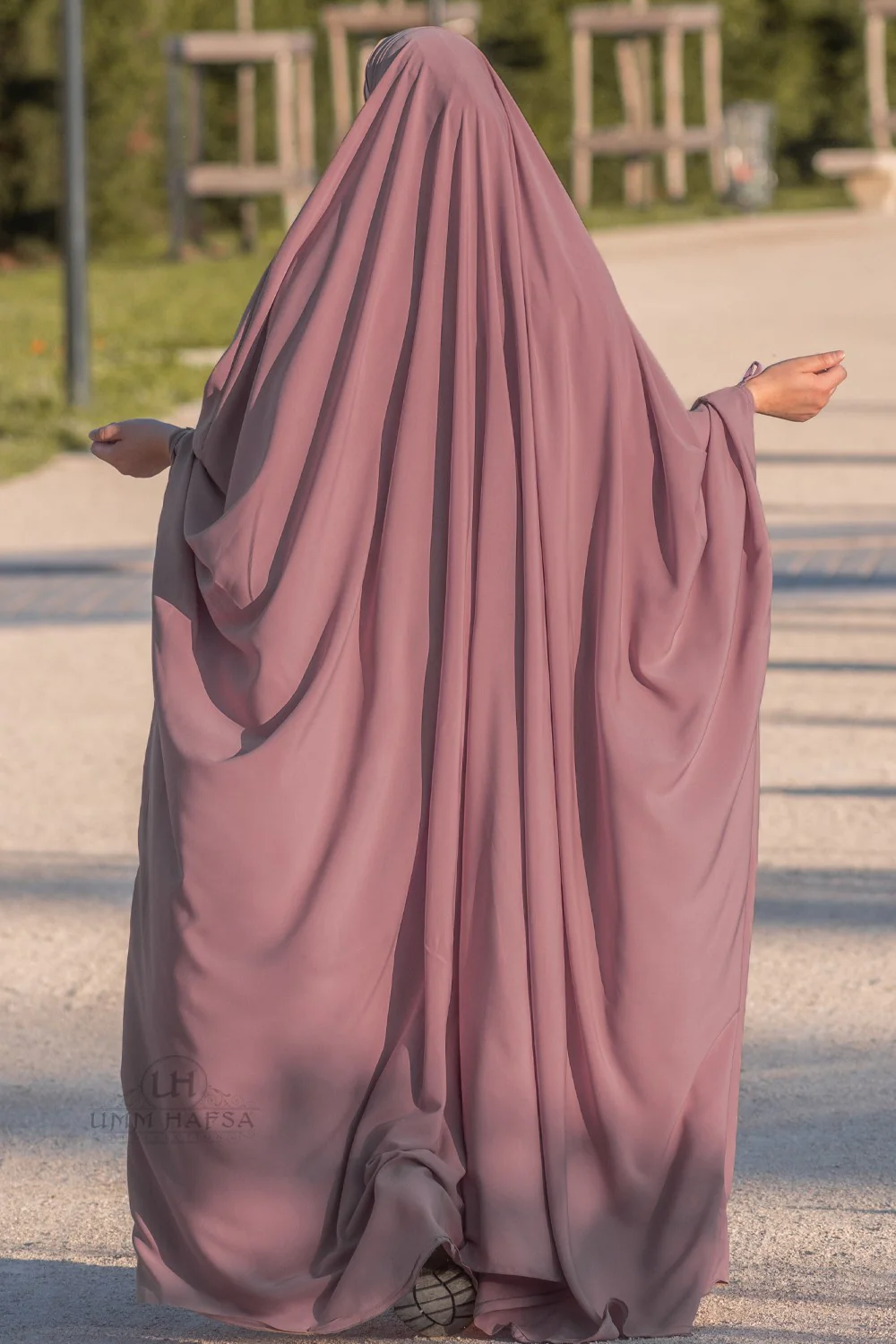 Big jilbab Saoudien Umm Hafsa - Image 6