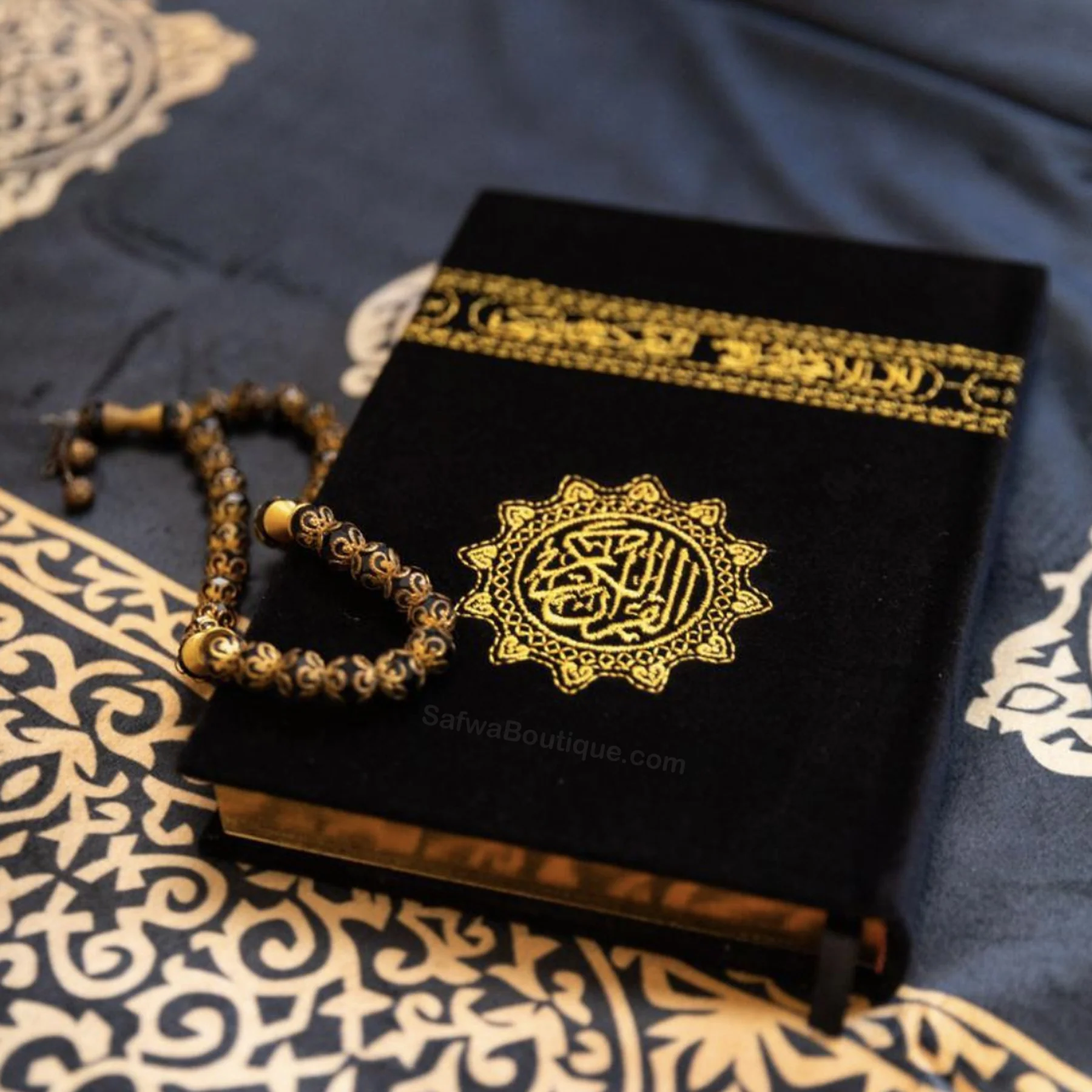 Coran Kaaba Arabe – Couverture Velours Noir Brodée Or – Mushaf Uthmani – Hafs – 14 × 20 cm - Image 5