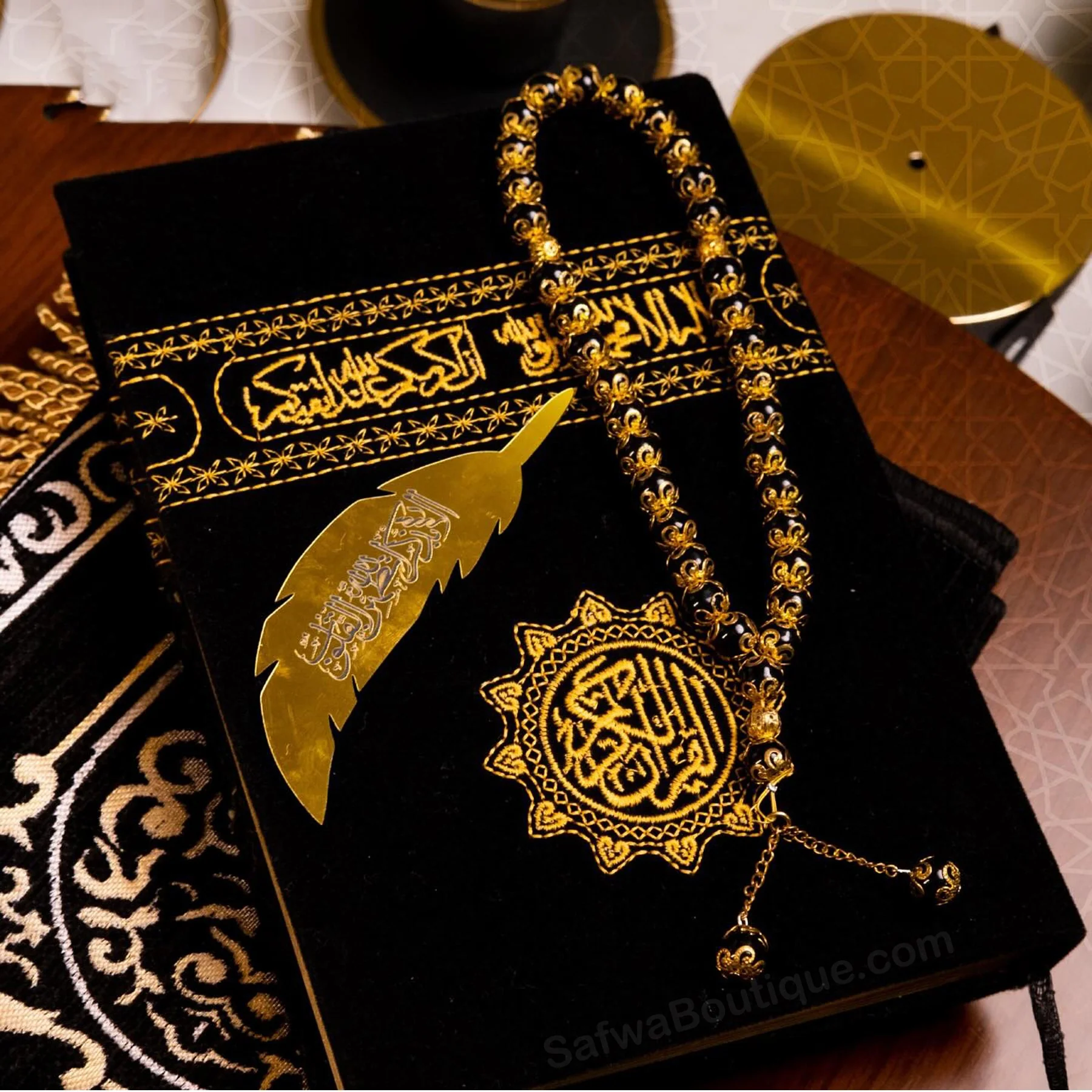 Coran Kaaba Arabe – Couverture Velours Noir Brodée Or – Mushaf Uthmani – Hafs – 14 × 20 cm - Image 7