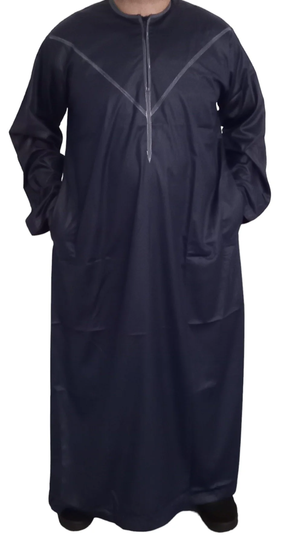 Qamis Émirati en Satin Précieux – Manches Longues | Sultan - Image 4