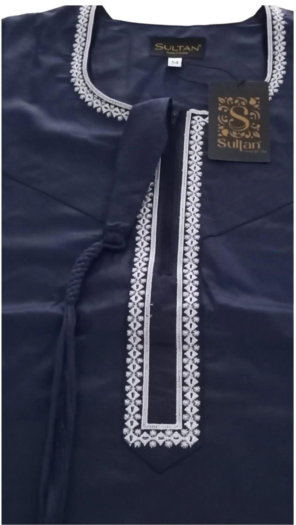 Qamis Omani en tissu satin précieux - Sultan - Image 7